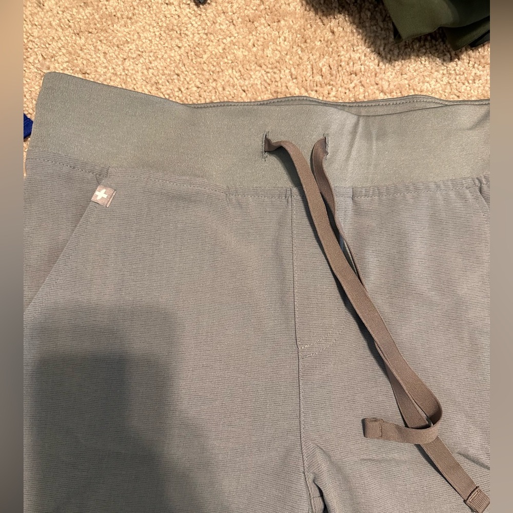 Figs Women's Gray Joggers